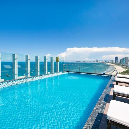 Alisia Beach Hotel Danang Exterior photo