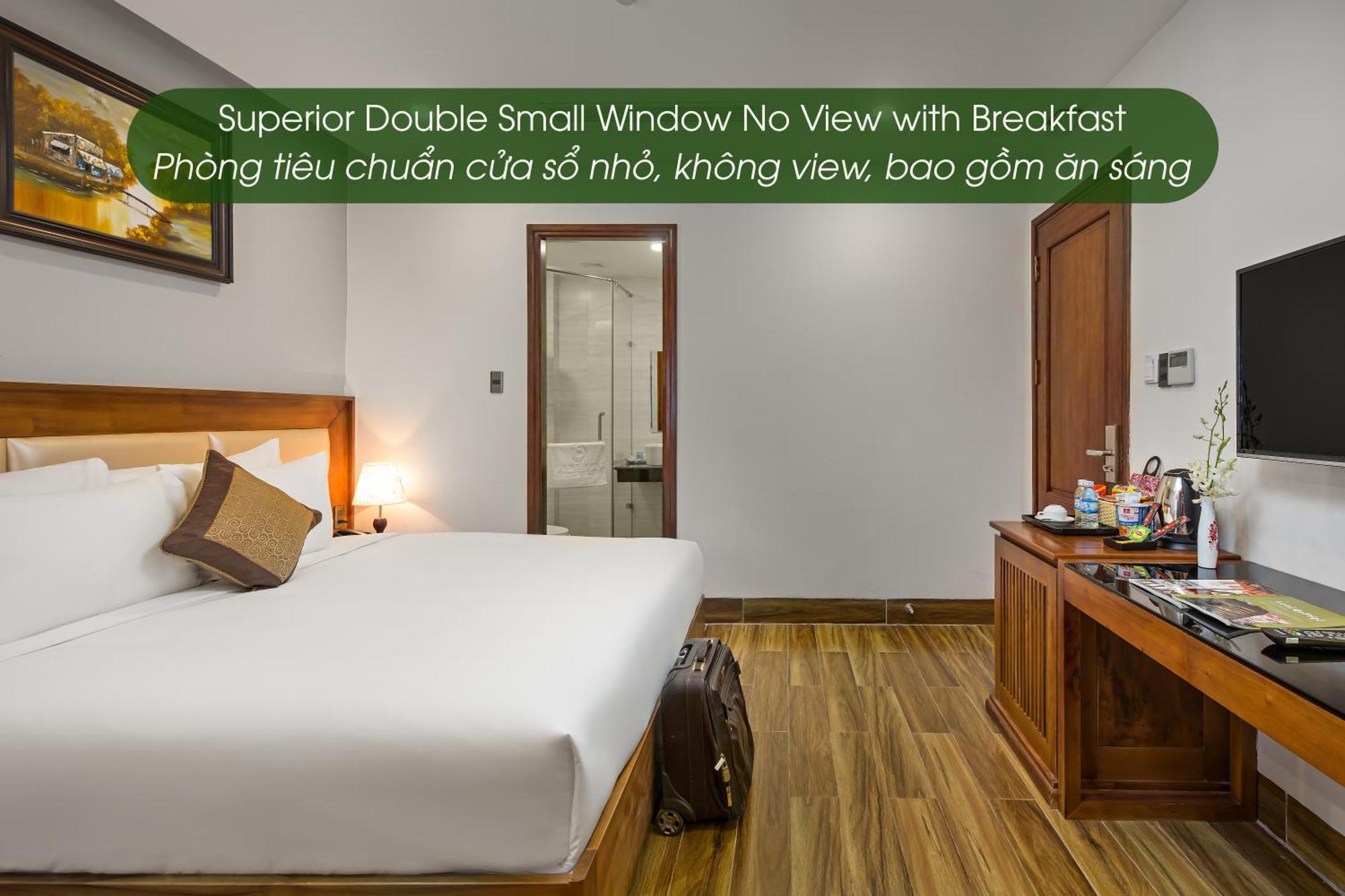 Alisia Beach Hotel Danang Exterior photo